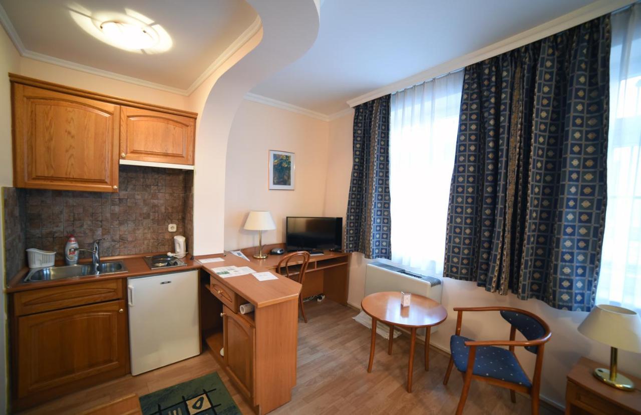 Hotel Pannonia Miskolc Ngoại thất bức ảnh