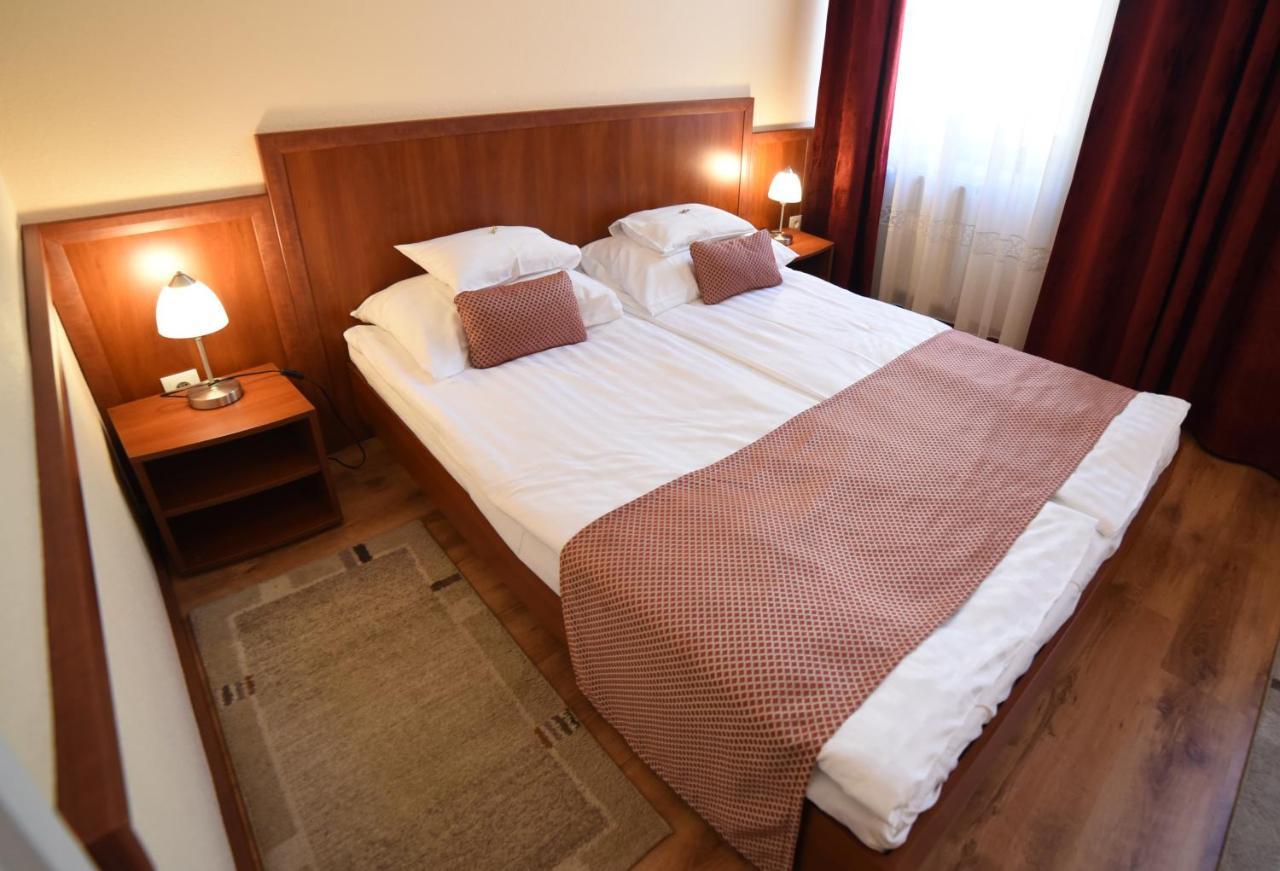 Hotel Pannonia Miskolc Ngoại thất bức ảnh