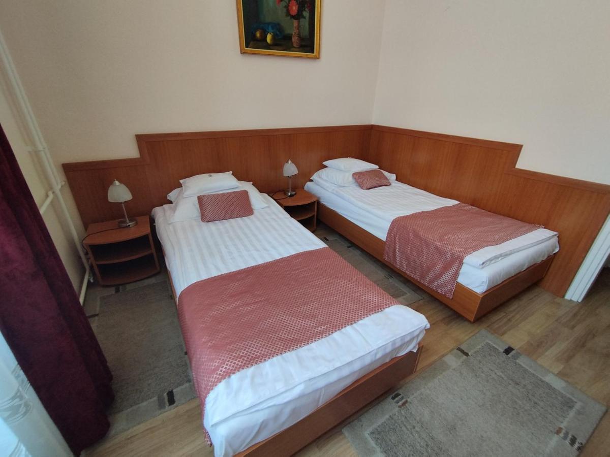 Hotel Pannonia Miskolc Ngoại thất bức ảnh