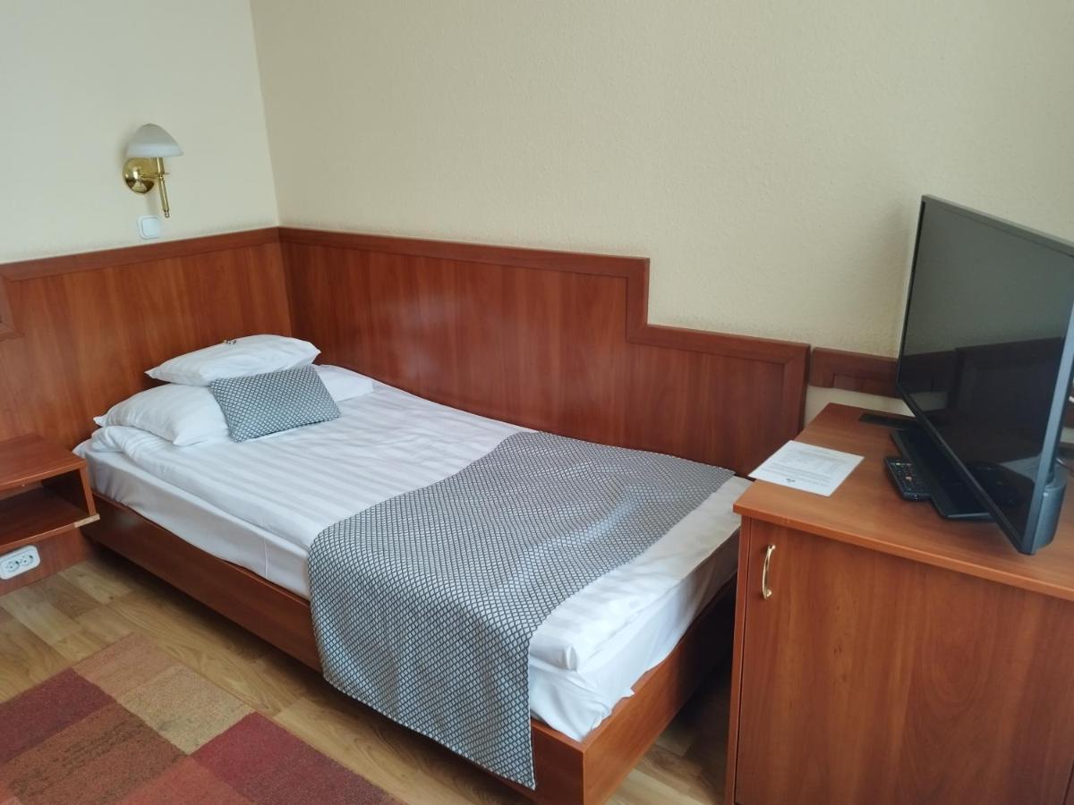 Hotel Pannonia Miskolc Ngoại thất bức ảnh