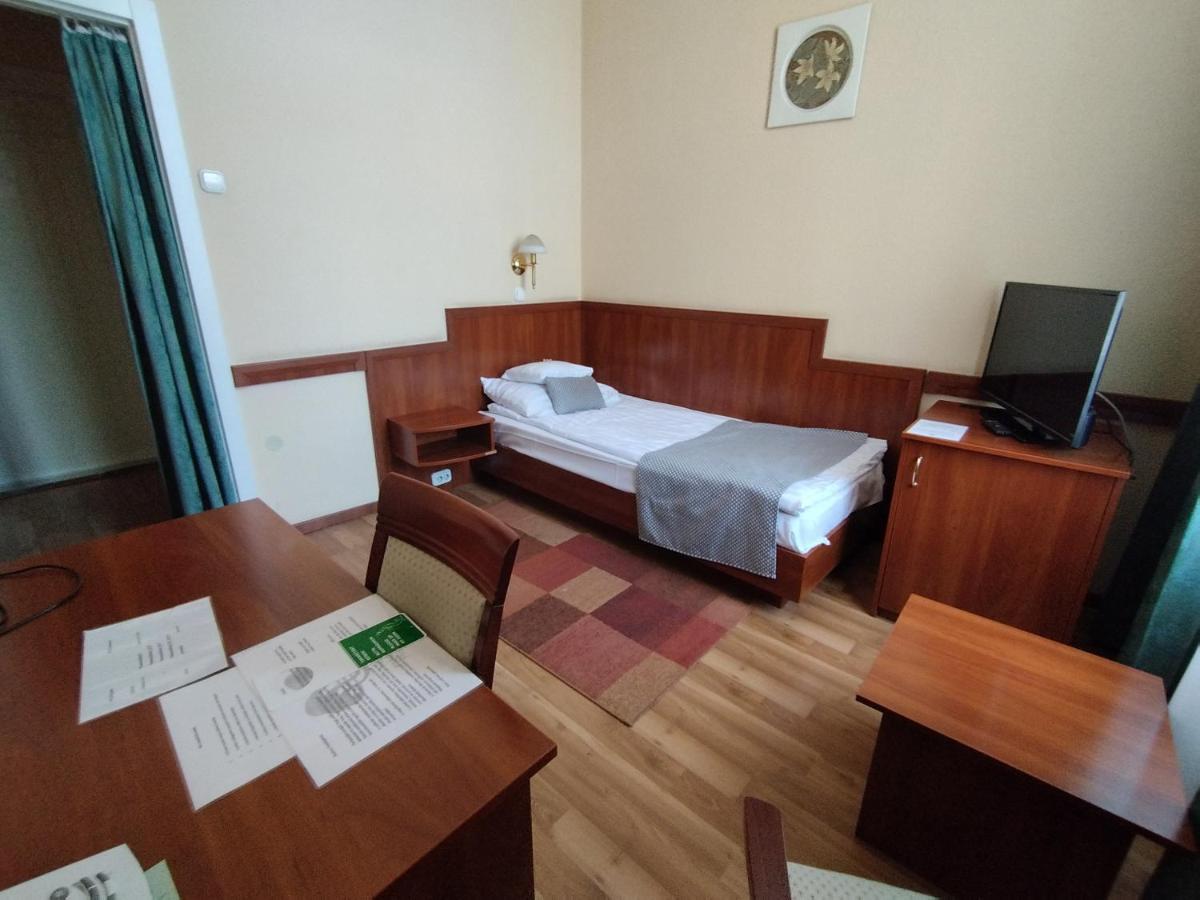 Hotel Pannonia Miskolc Ngoại thất bức ảnh