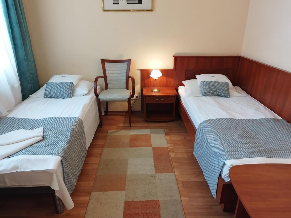 Hotel Pannonia Miskolc Ngoại thất bức ảnh