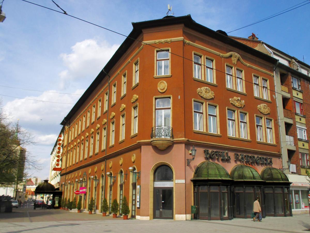 Hotel Pannonia Miskolc Ngoại thất bức ảnh